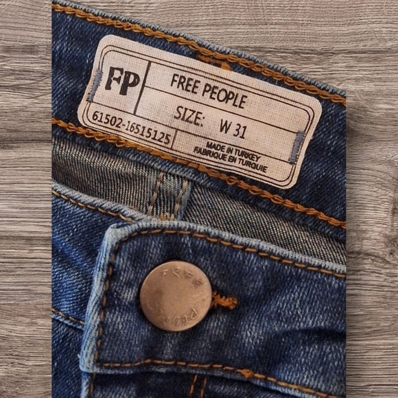 Women's Free People Blue Jeans Denim Size 31 - Picture 8 of 8